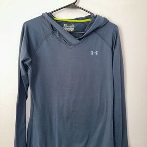 Under Armour Gray Fitted Catalyst Top